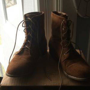 Suede chestnut combat boots